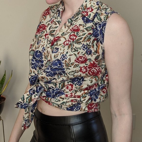 Vintage Floral Collared Top - Picture 1 of 4